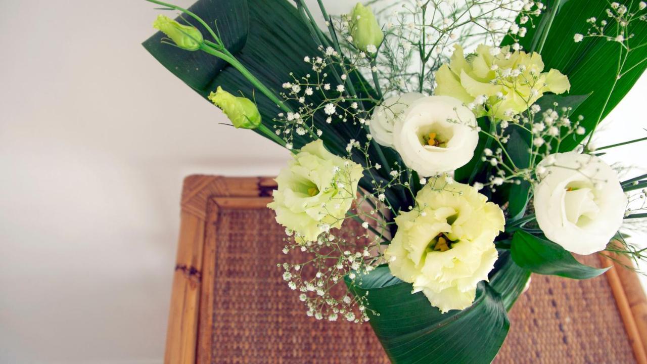 Madreselva Apartment เปสคีชี ภายนอก รูปภาพ