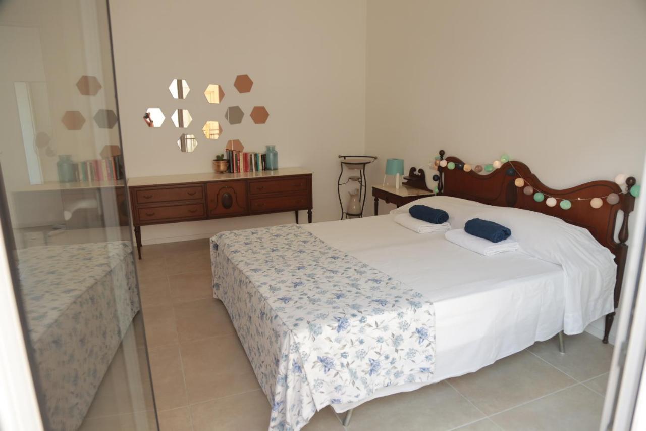 Madreselva Apartment เปสคีชี ภายนอก รูปภาพ