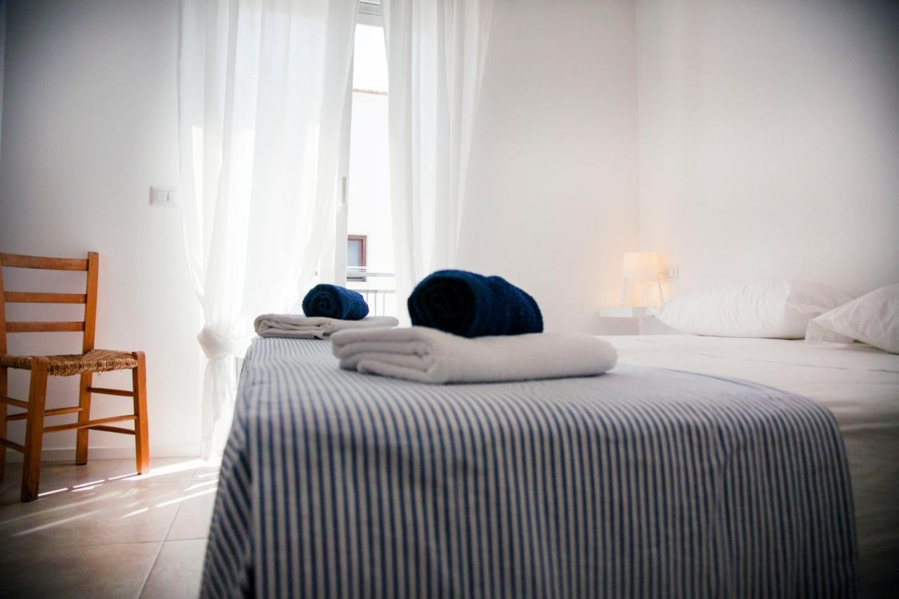 Madreselva Apartment เปสคีชี ภายนอก รูปภาพ