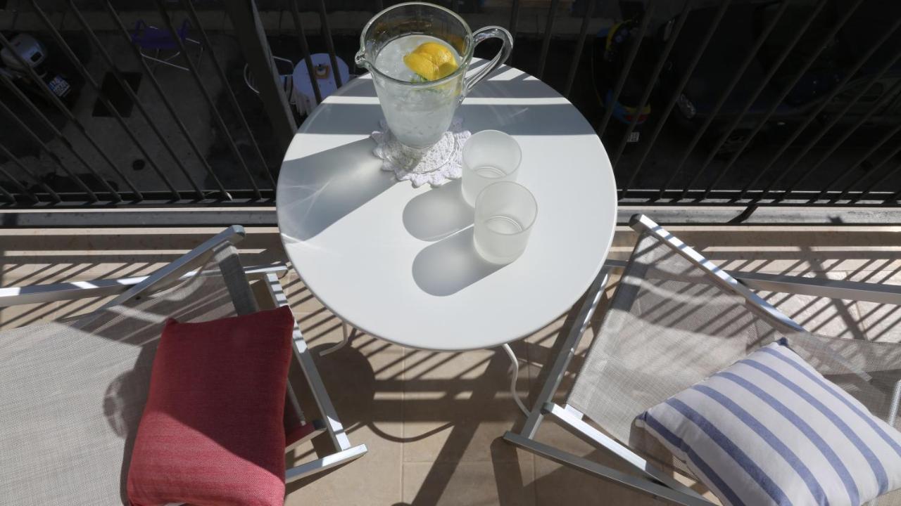 Madreselva Apartment เปสคีชี ภายนอก รูปภาพ